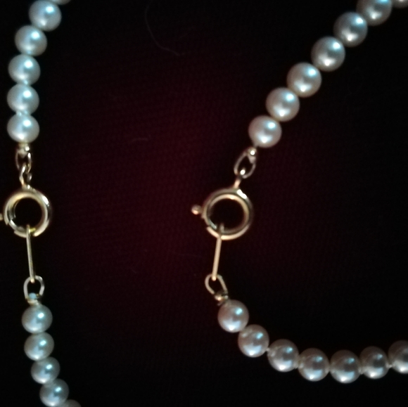 Vintage Child's Faux Pearl Necklace & Bracelet Set - Picture 3 of 3